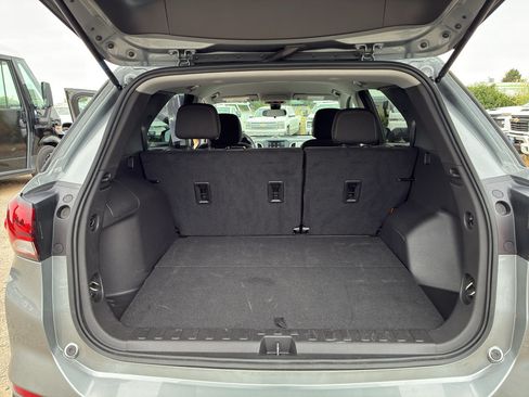 Used 2024 Chevrolet Equinox LS w/ LS Convenience Package FWD image 38