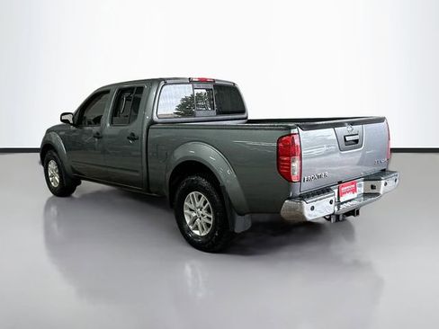Used 2020 Nissan Frontier SV image 8