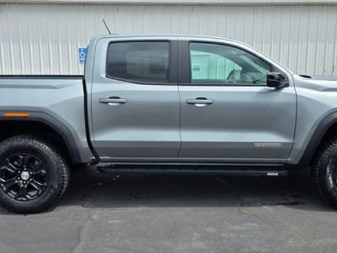 Used 2023 GMC Canyon Elevation w/ Convenience Package AWD/4WD image 6