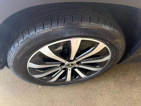 Used 2022 Mercedes-Benz GLB 250 4MATIC image 40