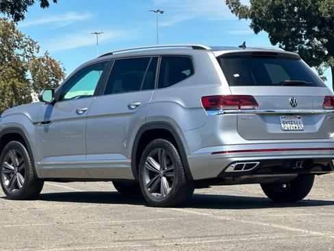 Used 2022 Volkswagen Atlas SEL R-Line AWD/4WD image 5