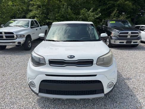 Used 2019 Kia Soul + FWD image 4