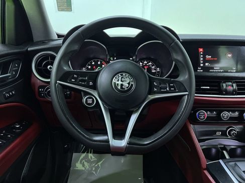 Used 2019 Alfa Romeo Stelvio w/ Nero Edizione RWD image 18