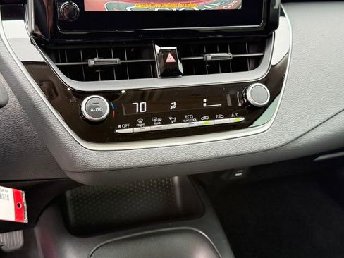 Used 2026 Toyota Corolla LE image 19