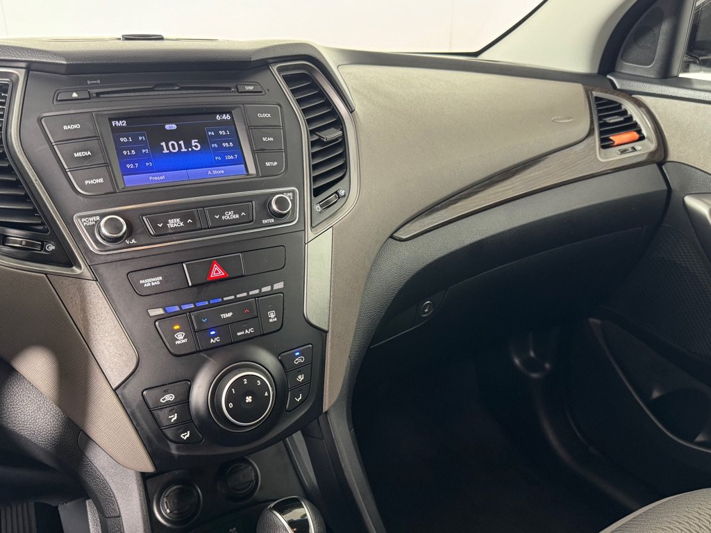 Used 2017 Hyundai Santa Fe Sport AWD/4WD image 14