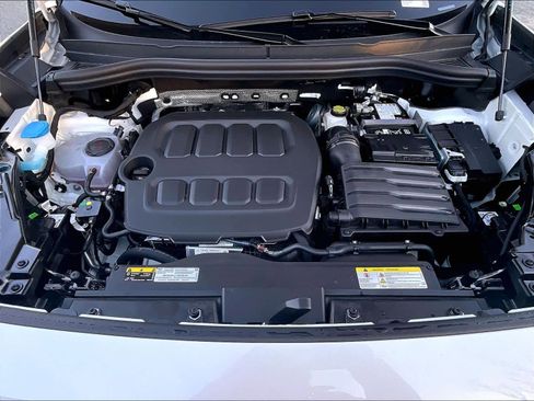 New 2026 Volkswagen Tiguan SEL R-Line image 16