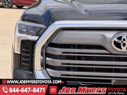 Used 2024 Toyota Tundra Limited w/ Power Package image 5