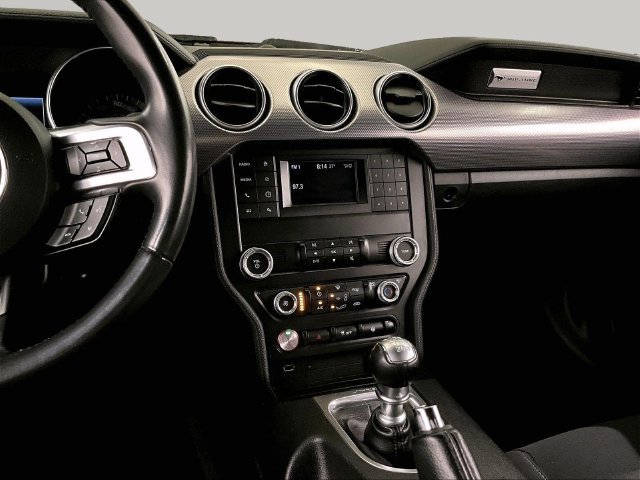 Used 2019 Ford Mustang GT RWD image 6