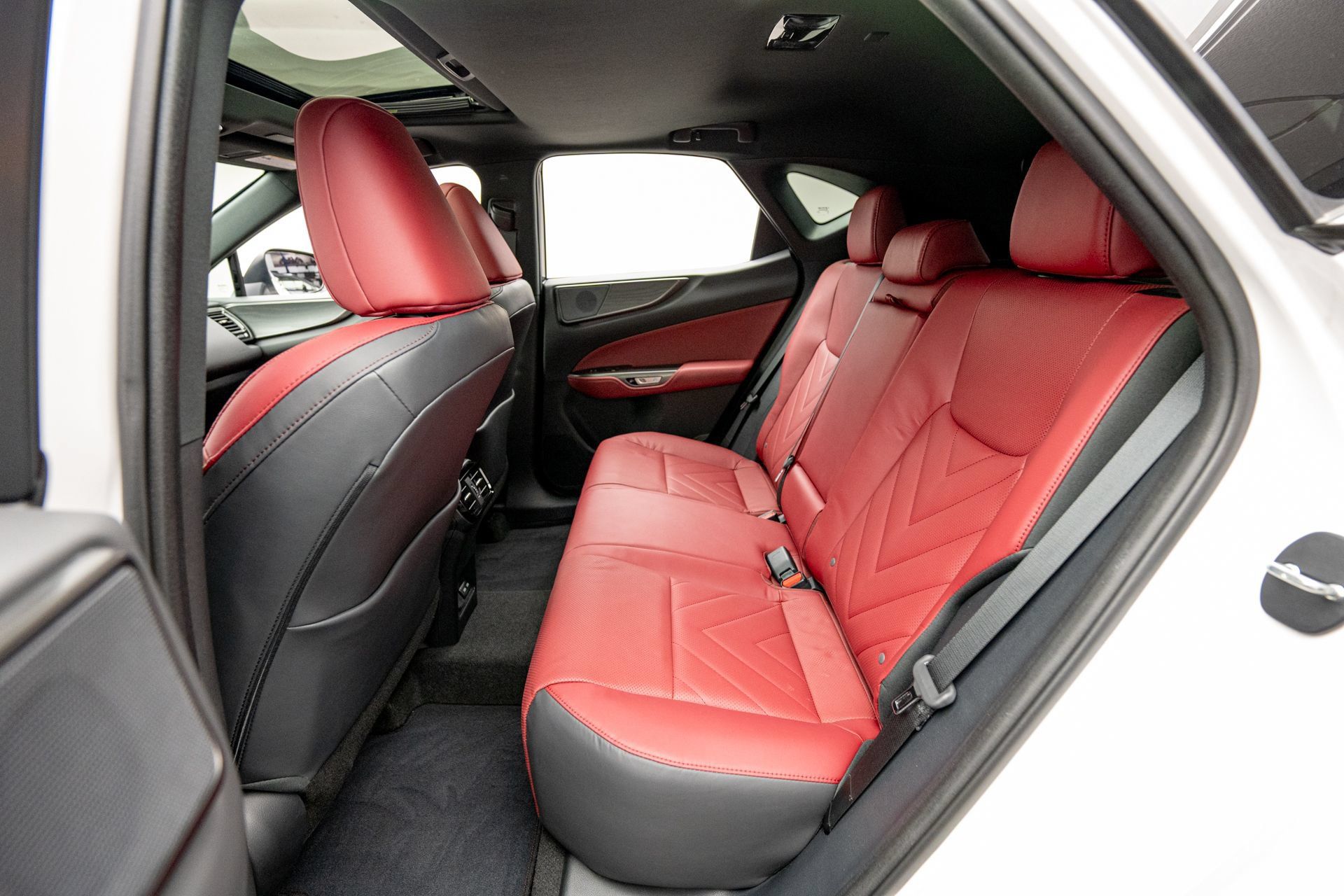 Used 2023 Lexus NX 350 AWD image 14