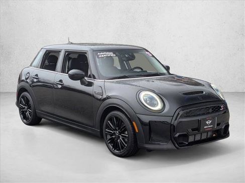 Used 2023 MINI Cooper S image 3