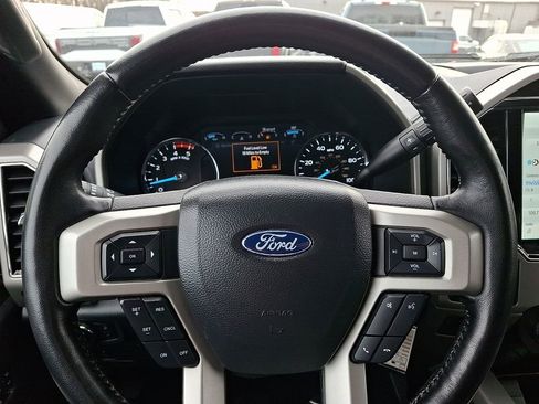 Certified 2022 Ford F250 Lariat w/ Lariat Value Package image 19