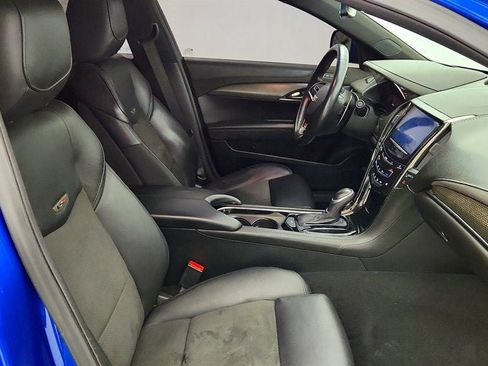 Used 2017 Cadillac ATS V w/ Luxury Package RWD image 24