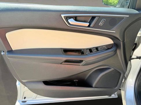 Used 2019 Ford Edge SEL w/ Equipment Group 201A FWD image 16