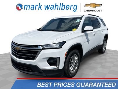Used 2022 Chevrolet Traverse LT