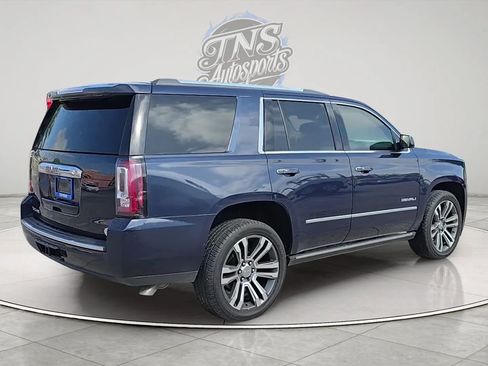 Used 2017 GMC Yukon Denali w/ Open Road Package AWD/4WD image 5