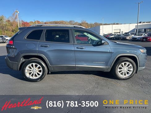 Used 2020 Jeep Cherokee Latitude image 4