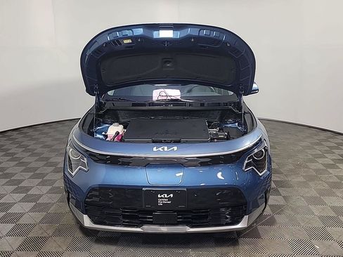 Used 2025 Kia Niro Wind w/ Wind Preserve Package FWD image 15