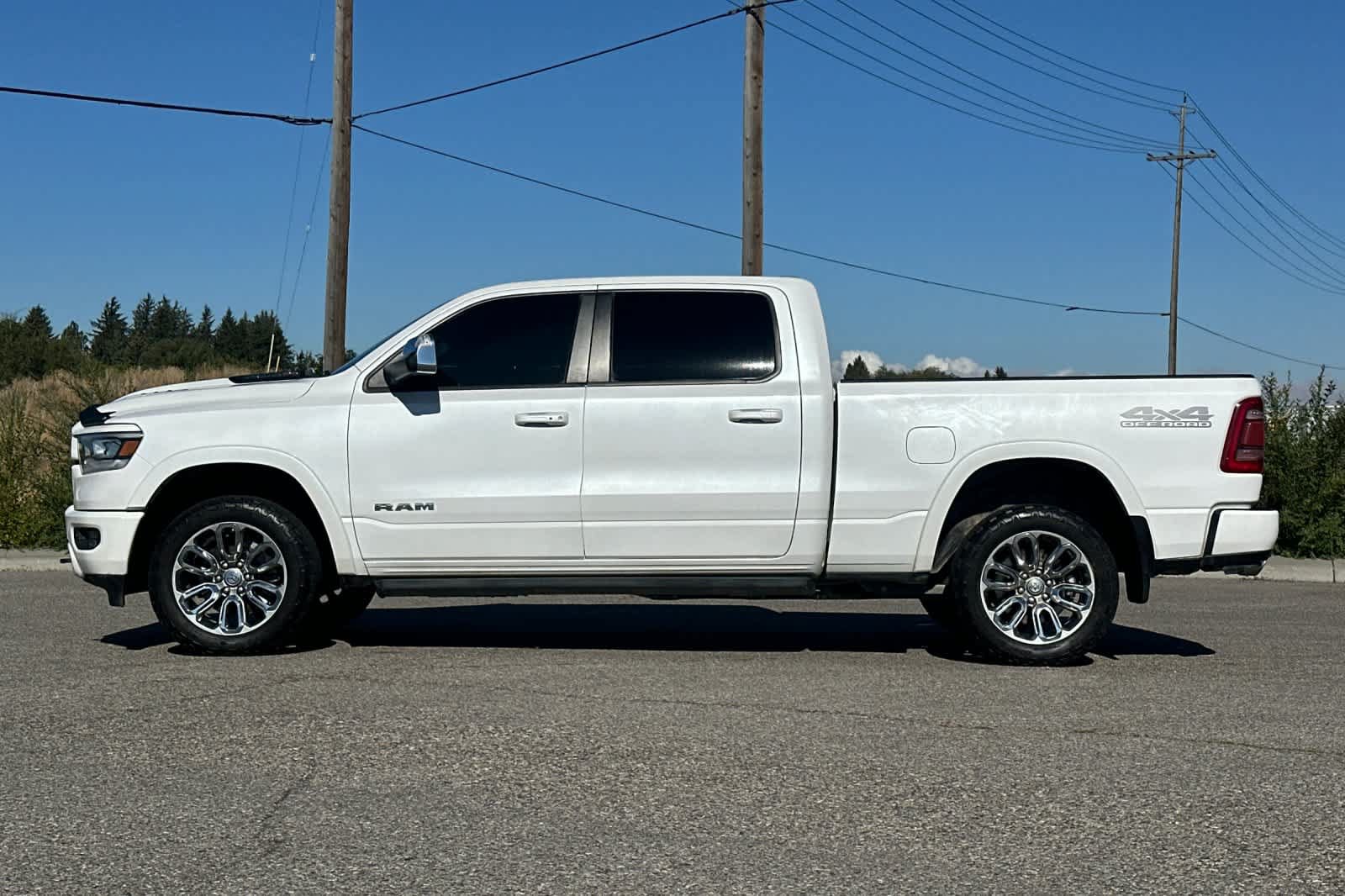 Used 2020 RAM 1500 Laramie AWD/4WD image 5