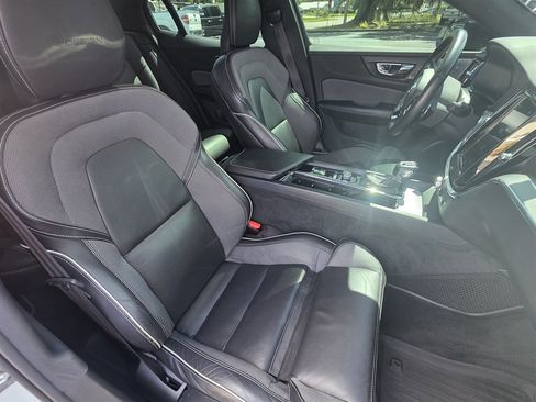 Used 2019 Volvo S60 T6 R-Design AWD/4WD image 33