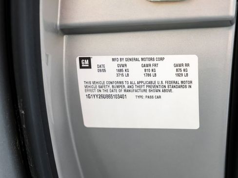 Used 2006 Chevrolet Corvette Coupe w/ Preferred Equipment Group image 54