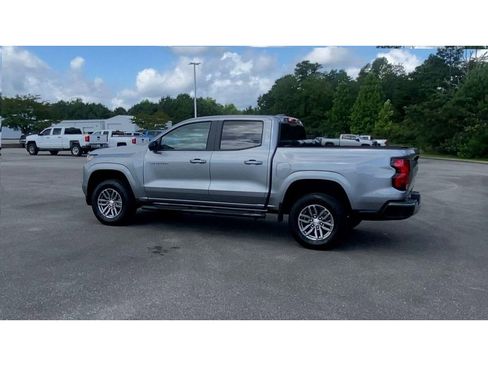 Used 2023 Chevrolet Colorado LT w/ LT Convenience Package image 6