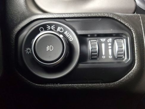 Used 2020 Jeep Wrangler Unlimited Sport S AWD/4WD image 30