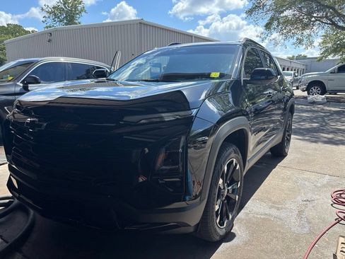 Used 2026 Chevrolet Equinox RS w/ Safety and Technology Package FWD image 1
