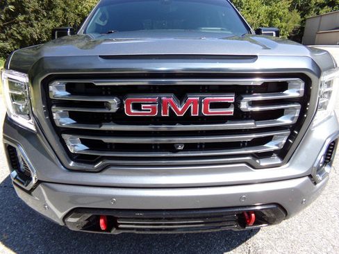 Used 2021 GMC Sierra 1500 AT4 w/ AT4 Premium Package AWD/4WD image 3