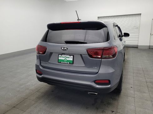 Used 2020 Kia Sorento LX image 7