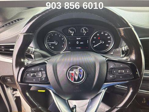 Used 2023 Buick Enclave Essence image 13