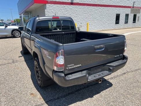 Used 2010 Toyota Tacoma 4x4 Access Cab V6 image 8