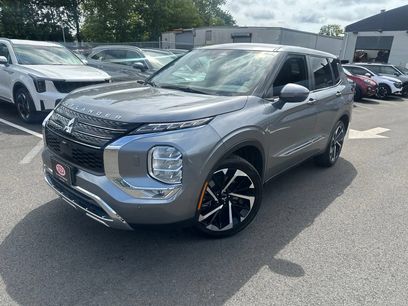 Used 2024 Mitsubishi Outlander SE
