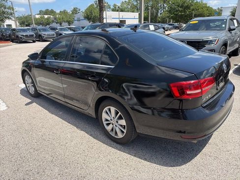Used 2015 Volkswagen Jetta SE FWD image 11
