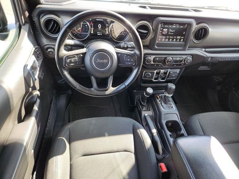 Used 2021 Jeep Wrangler Unlimited Willys image 13