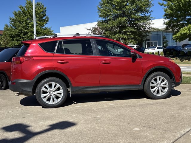 Used 2015 Toyota RAV4 Limited w/ Technology Package FWD image 2
