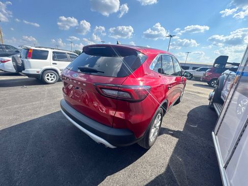 Used 2023 Ford Escape Active FWD image 5