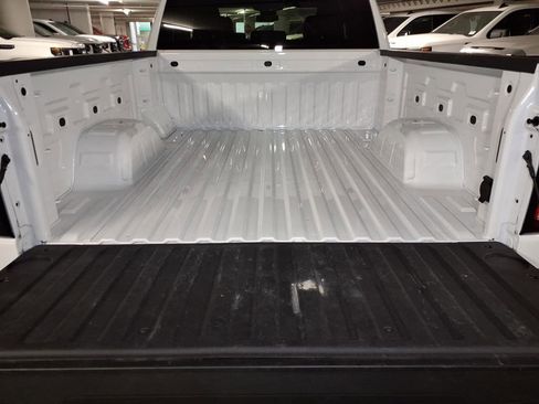 Used 2025 GMC Sierra 1500 Pro w/ Pro Value Package image 5