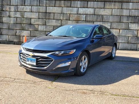 Used 2022 Chevrolet Malibu LT image 42