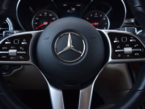 Used 2021 Mercedes-Benz GLC 300 image 47