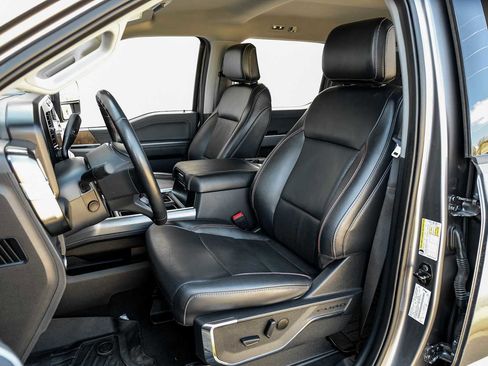 Used 2023 Ford F250 Lariat w/ Sport Appearance Package image 33