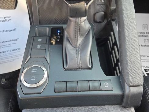 Used 2024 Toyota Tacoma SR5 image 19