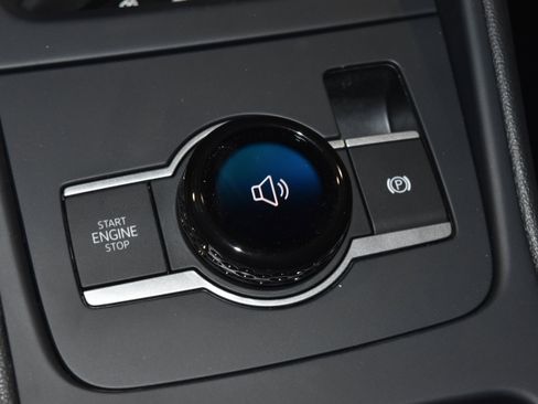 New 2026 Volkswagen Tiguan SE AWD/4WD image 11