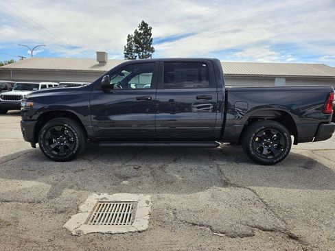 New 2026 RAM 1500 Express AWD/4WD image 4