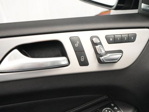 Used 2019 Mercedes-Benz GLE 43 AMG 4MATIC image 30