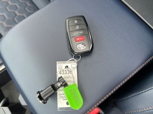 New 2026 Toyota 4Runner 4WD image 29