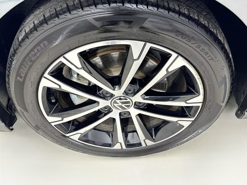 Used 2025 Volkswagen Jetta Sport FWD image 37