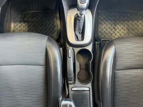 Used 2015 Buick Encore Convenience FWD image 18