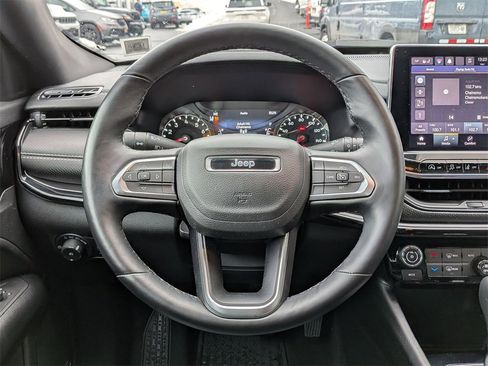 Certified 2022 Jeep Compass Altitude w/ Sun and Sound Group image 13