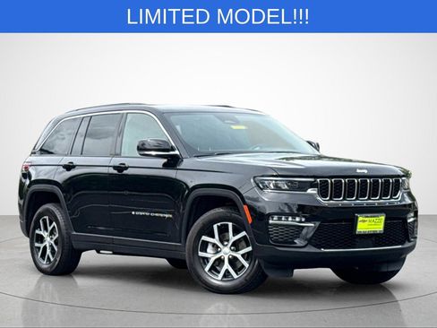 Used 2024 Jeep Grand Cherokee Limited AWD/4WD image 2