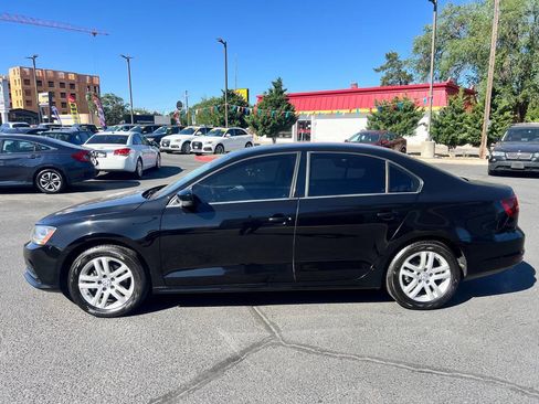 Used 2018 Volkswagen Jetta S FWD image 4